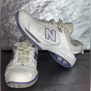 New Balance 806 White/Purple women’s Sz 7